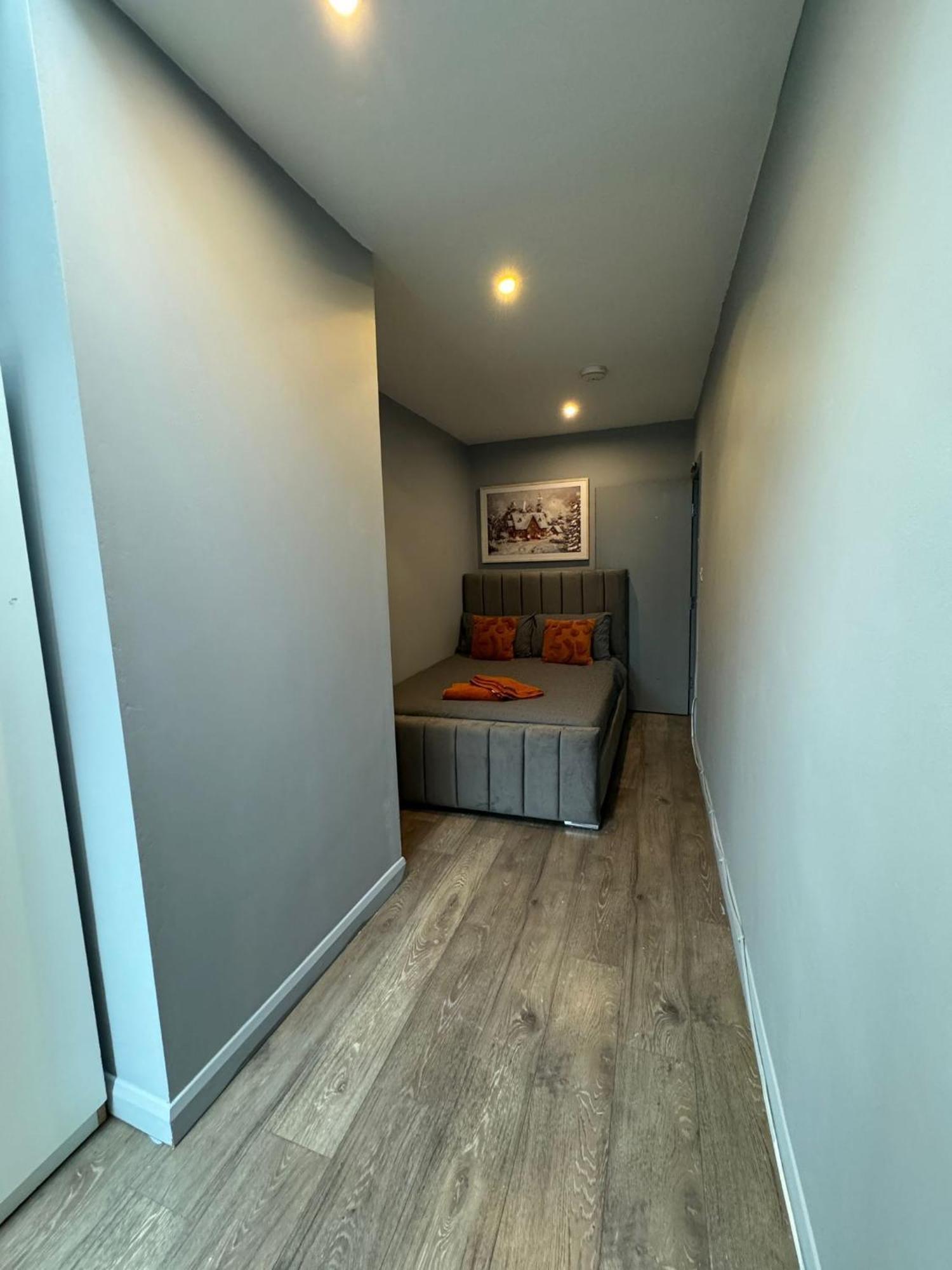 2 Bedroom Flat In Euston 2 Mins Away From Station, No Lift Londýn Exteriér fotografie